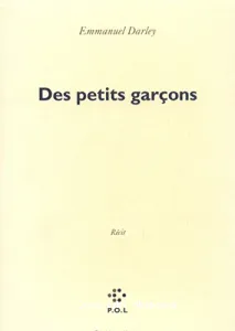 Des petits garçons